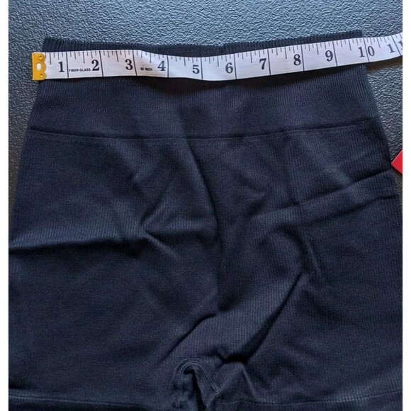 2 Capezio Shorts Seamless Rib Bike Dance Stretch Nylon Spandex Mid Rise XS/S - Picture 10 of 16